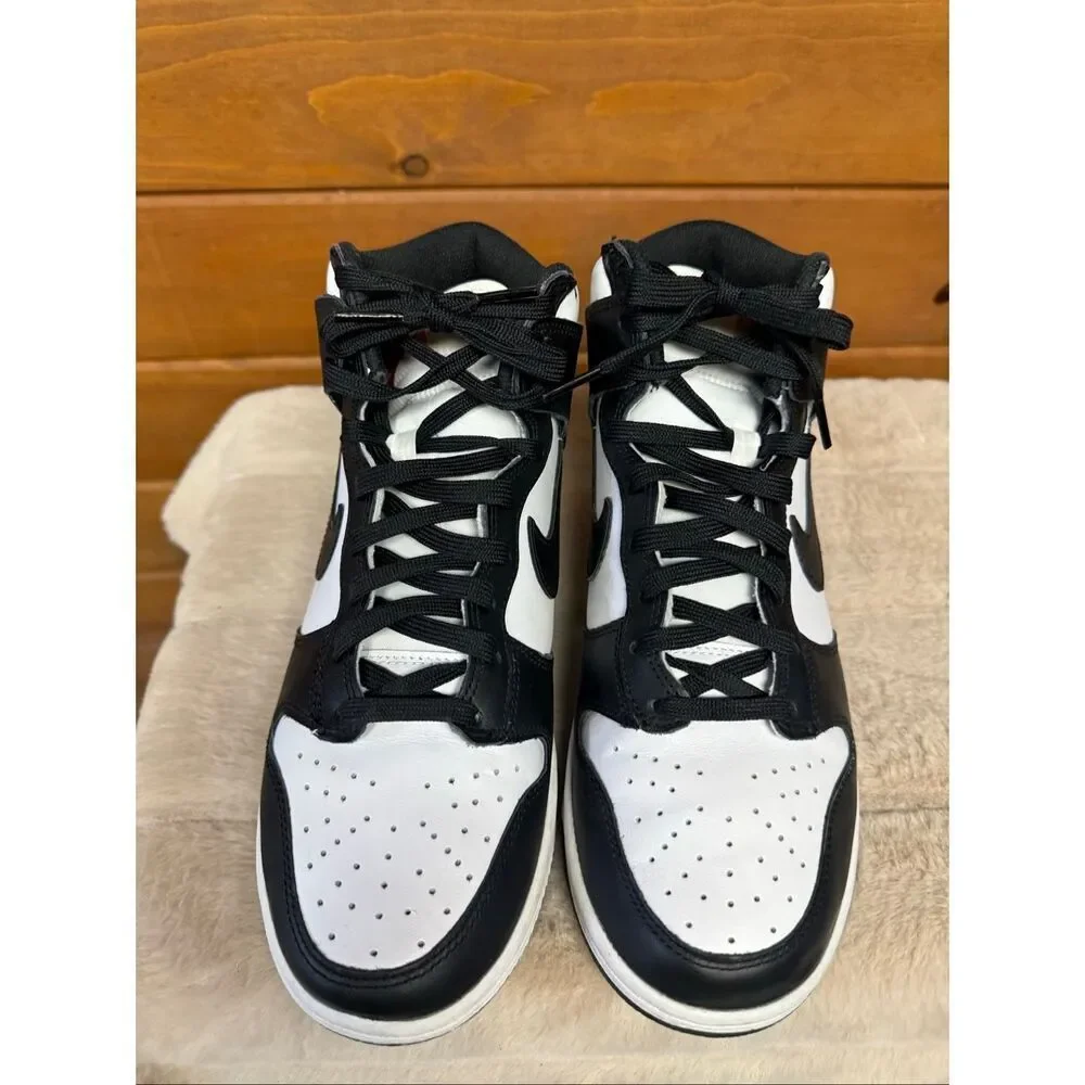 Nike Womans  Dunk High Retro sneakers black/ white 